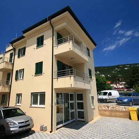 Apartments Happy Stay Center Baska Eksteriør billede