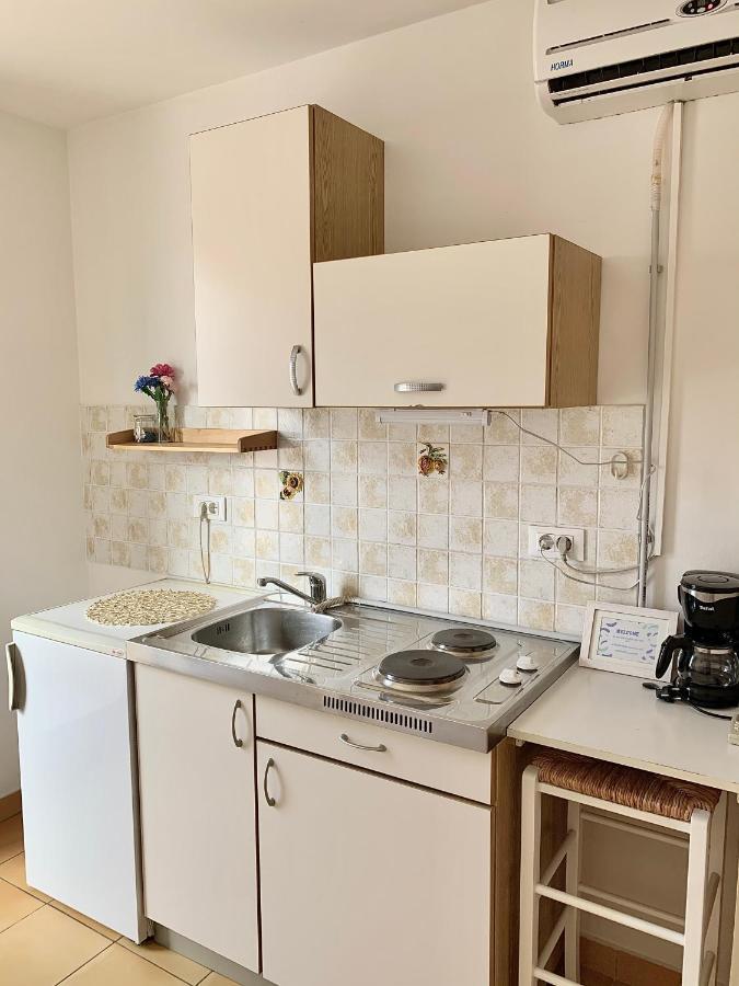 Apartments Happy Stay Center Baska Eksteriør billede
